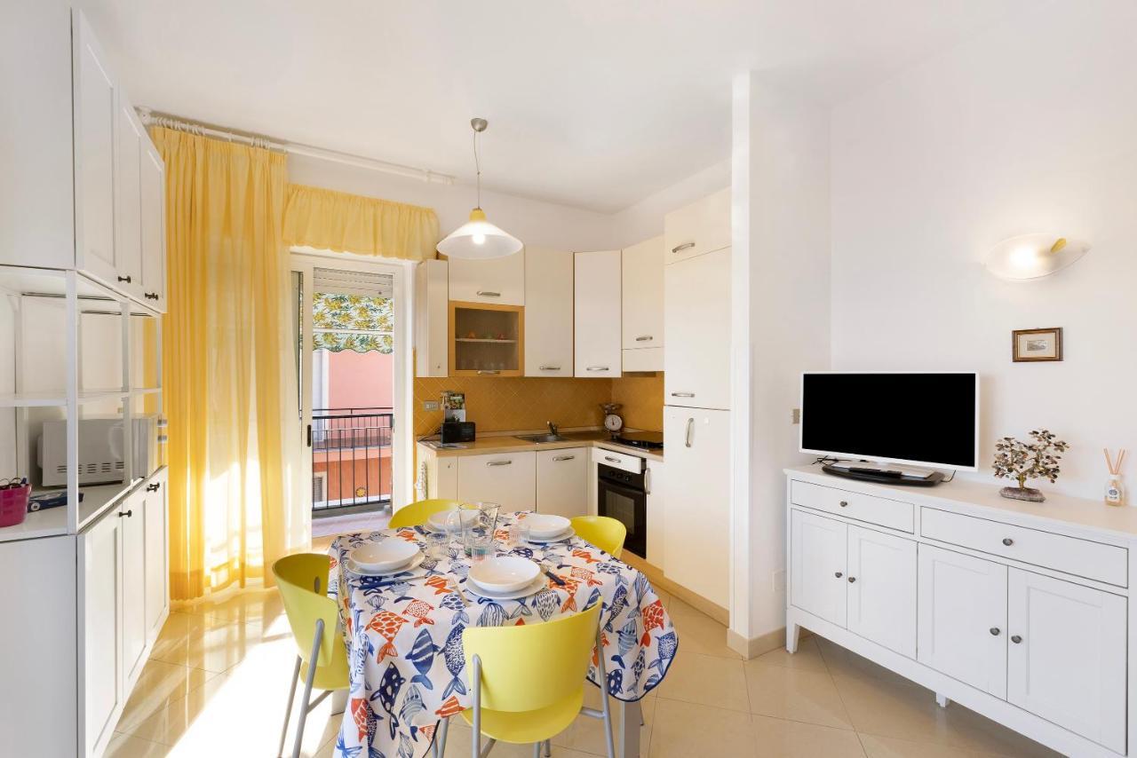 Attico Cielo E Mare Apartment Spotorno Exterior photo