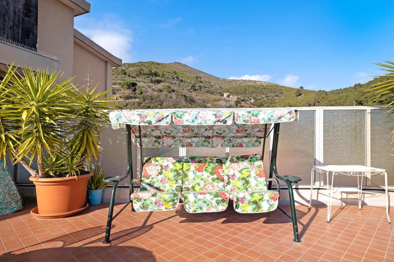 Attico Cielo E Mare Apartment Spotorno Exterior photo